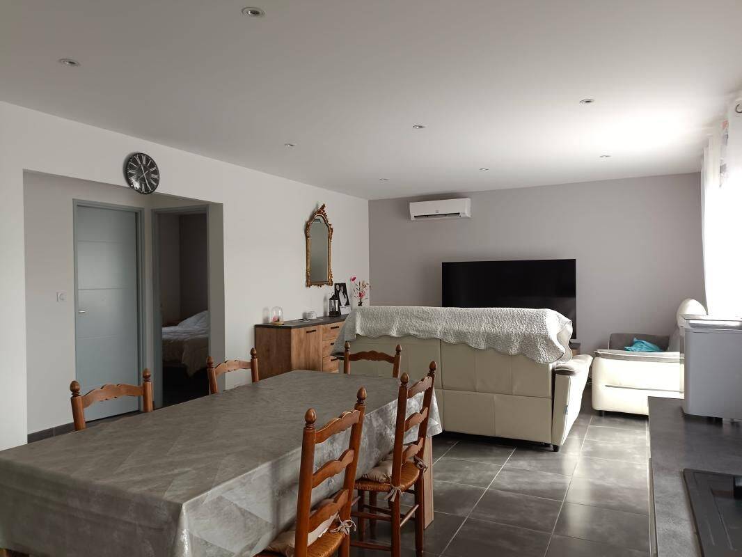 Maison 7 pièces 210 m² · à Meynes · 210 m² · 670 000 €