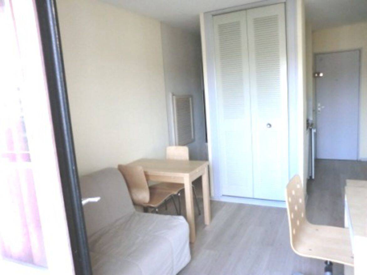Appartement 1 pièce 15 m² · à Aix-en-Provence · 15,1 m² · 506 €