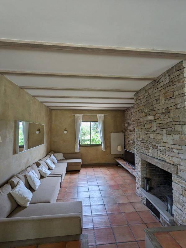 Maison 5 pièces 202 m² · à Saint-Jean-de-Luz · 201,5 m² · 2 800 €