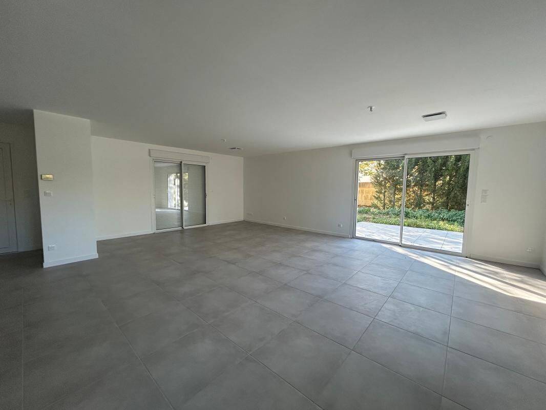 Maison 5 pièces 122 m² · à Joué-lès-Tours · 122 m² · 1 570 €