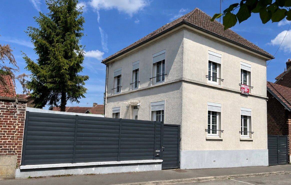 Maison 7 pièces 128 m² · à Noyon · 128 m² · 198 000 €