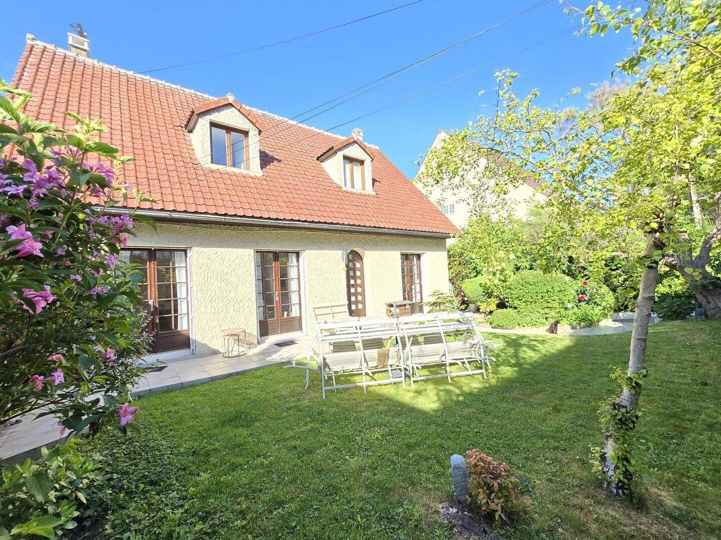 Maison 6 pièces 170 m² · à Bagnolet · 170 m² · 850 000 €