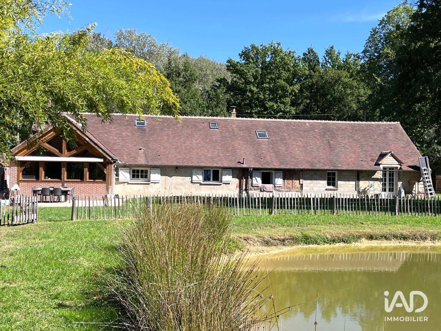 Maison 5 pièces 163 m² · à Lorris · 163 m² · 295 000 €