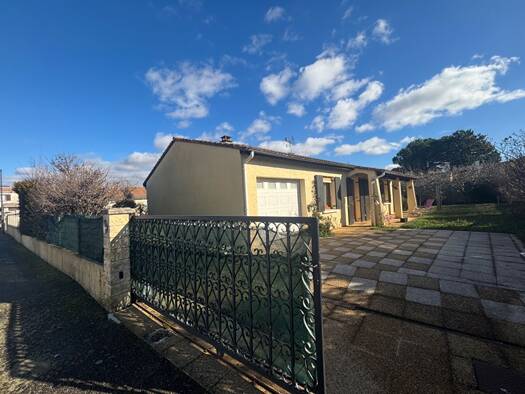 Maison de plain-pied à vendre 269 000 € 3 pièces 2 chambres 76 m² 650 m² de terrain Allet Bourg-lès-Valence 26500