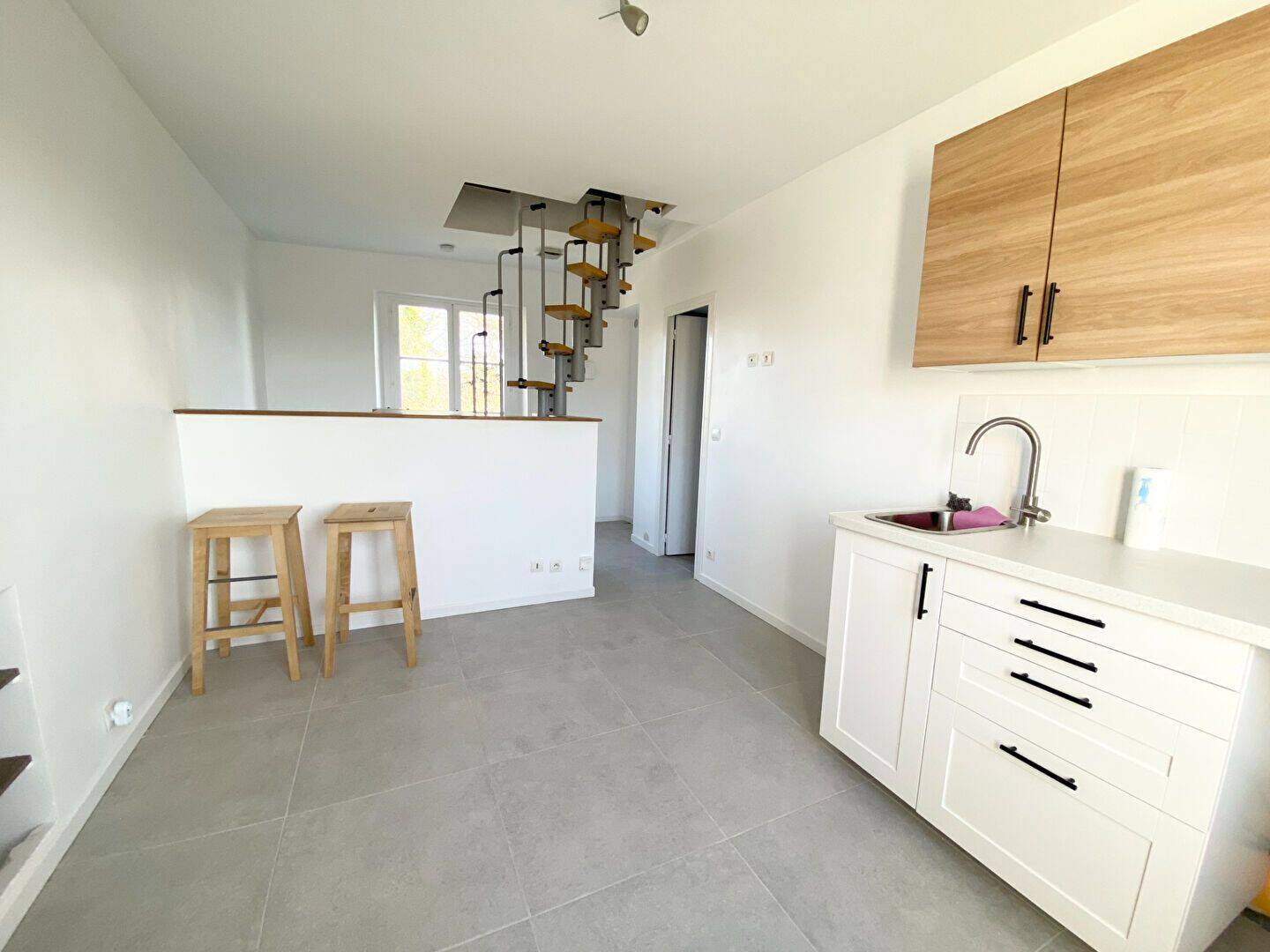 Appartement 2 pièces 28 m² · à Chilly-Mazarin · 28,2 m² · 772 €
