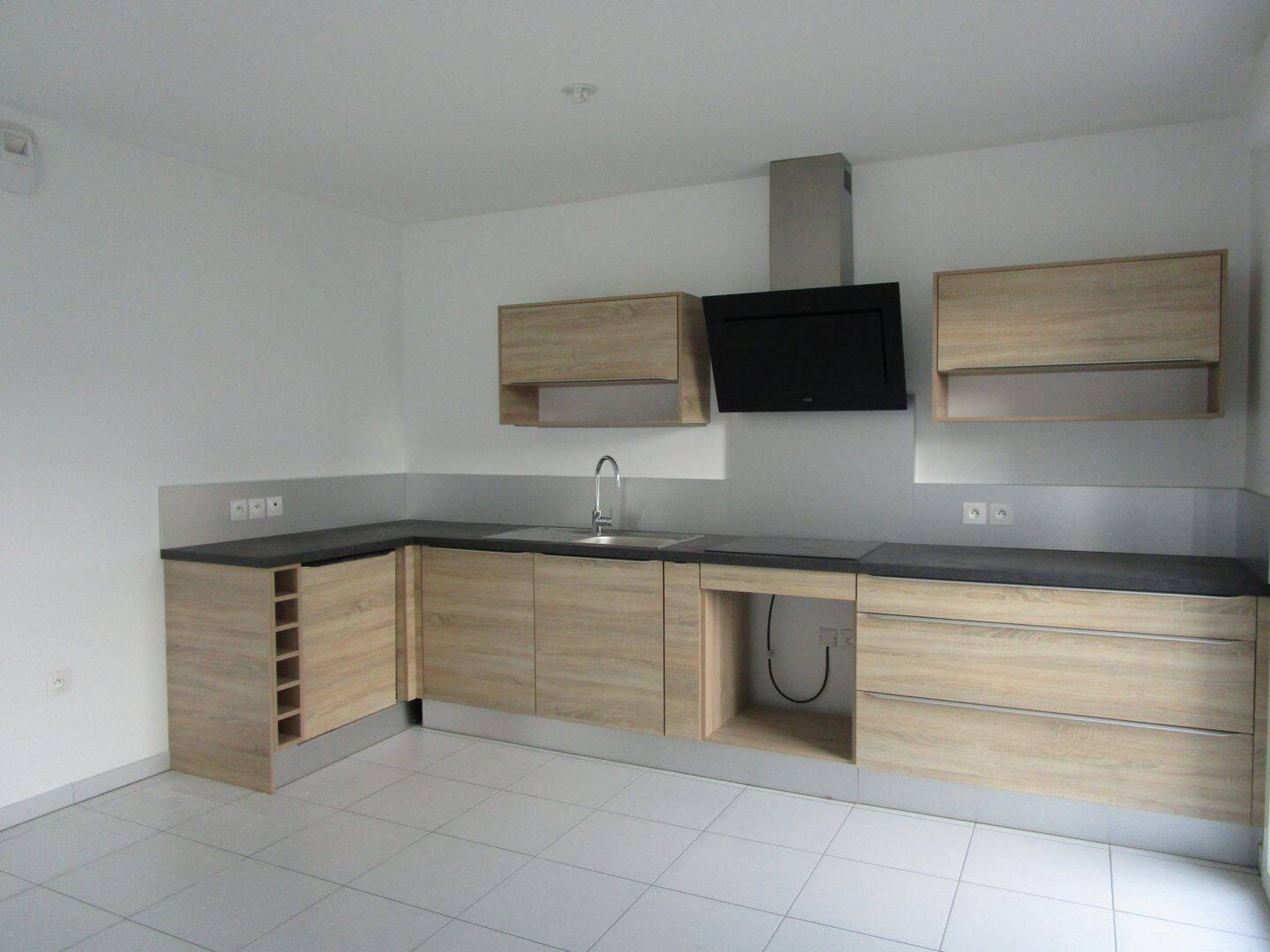 Appartement 3 pièces 71 m² · à Reims · 70,8 m² · 915 €