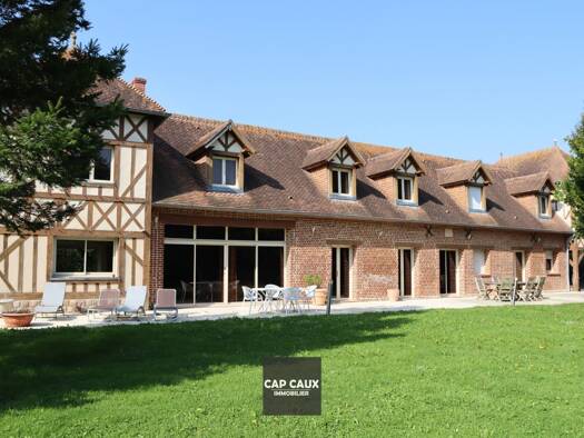 Maison à vendre 640 000 € 9 pièces 5 chambres 298 m² 4 808 m² de terrain Saint-Valery-en-Caux 76460