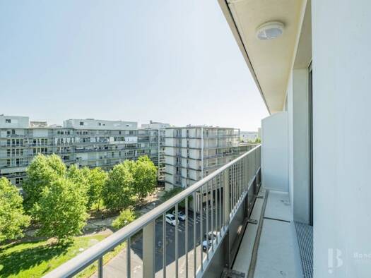 Appartement à louer - Première occupation - logement étudiant 740 € 1 pièce 34,7 m² 7ème étage Bordeaux Sud Bordeaux 33800