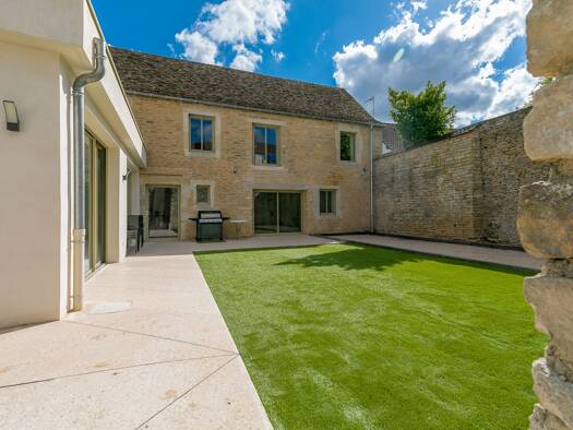 Maison à vendre 1 795 000 € 13 pièces 6 chambres 600 m² Vieux Village Fontaine-lès-Dijon 21121