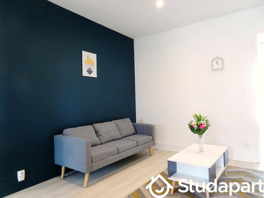 1 pièce 13 m² · à Le Mans · 13 m² · 420 €