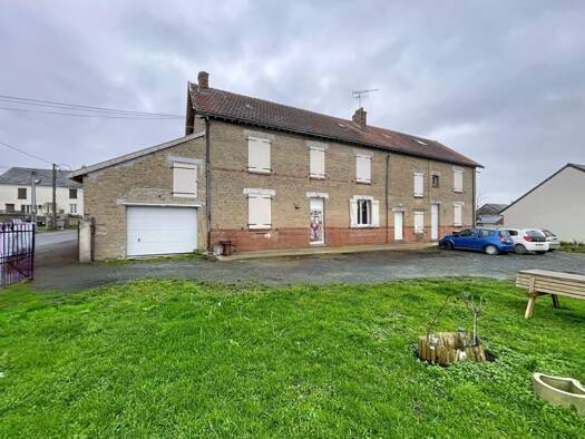 Immeuble à vendre 170 000 € 238 m² Lucquy 08300