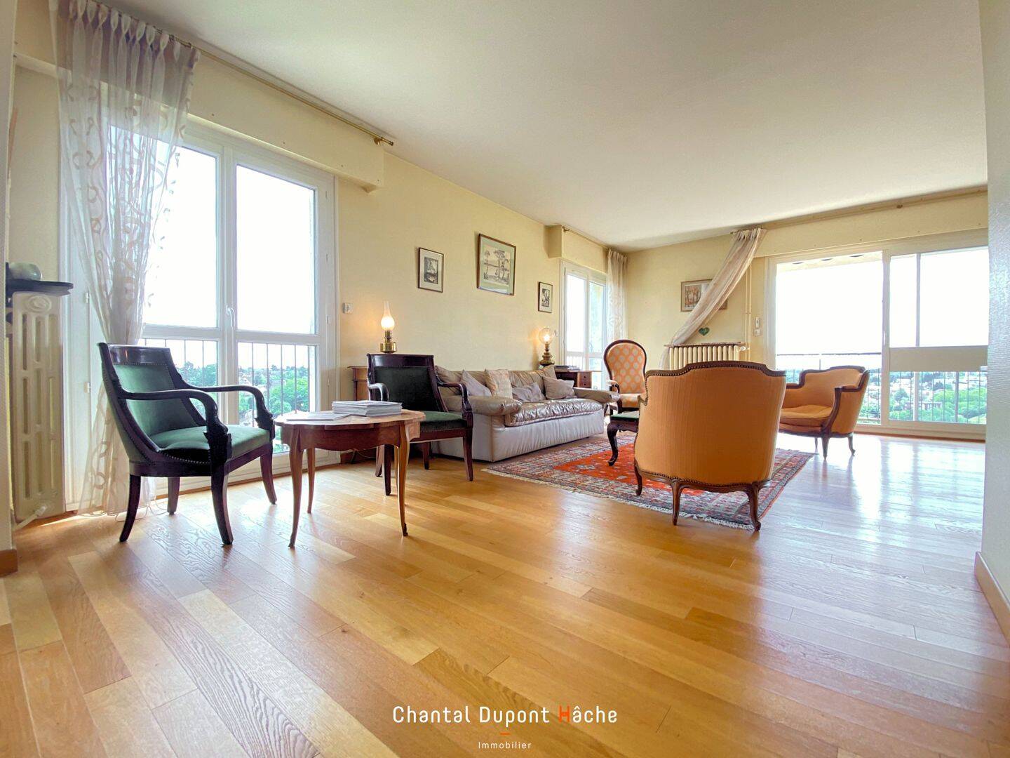 Appartement 4 pièces 113 m² · à Chartres · 112,9 m² · 190 000 €