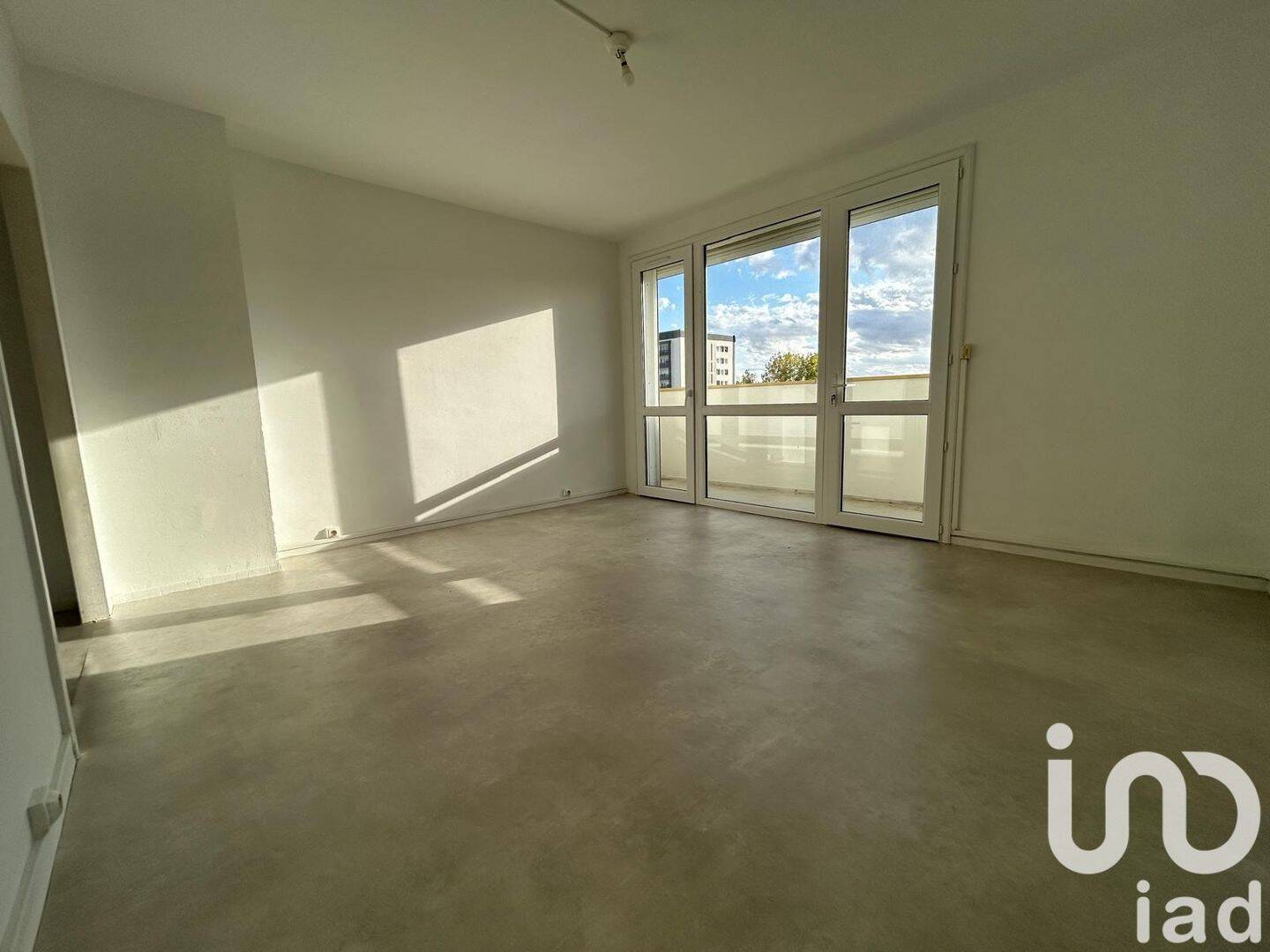 Appartement 3 pièces 57 m² · à Saint-Quentin · 57 m² · 48 000 €