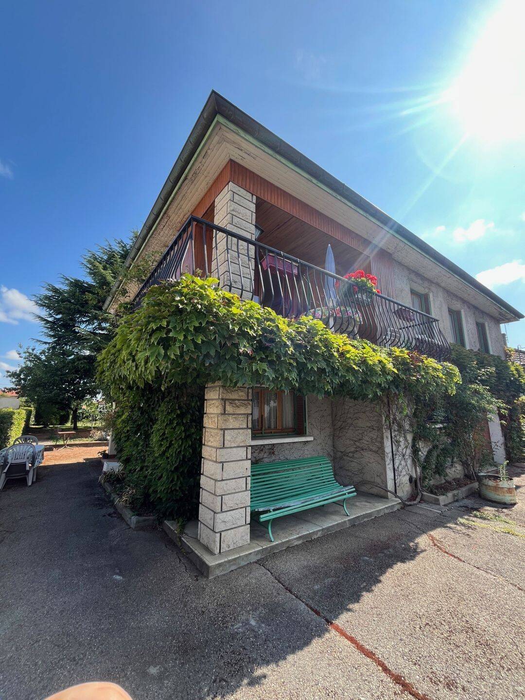 Maison 6 pièces 100 m² · à Villars-les-Dombes · 100 m² · 249 000 €