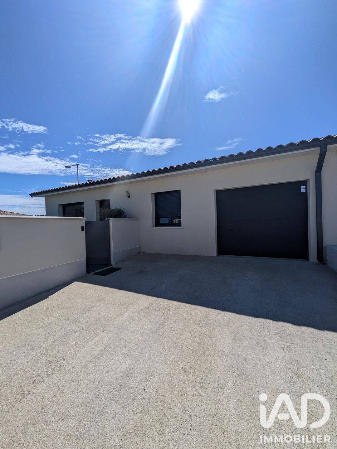 Maison 4 pièces 97 m² · à Bassan · 97 m² · 379 000 €