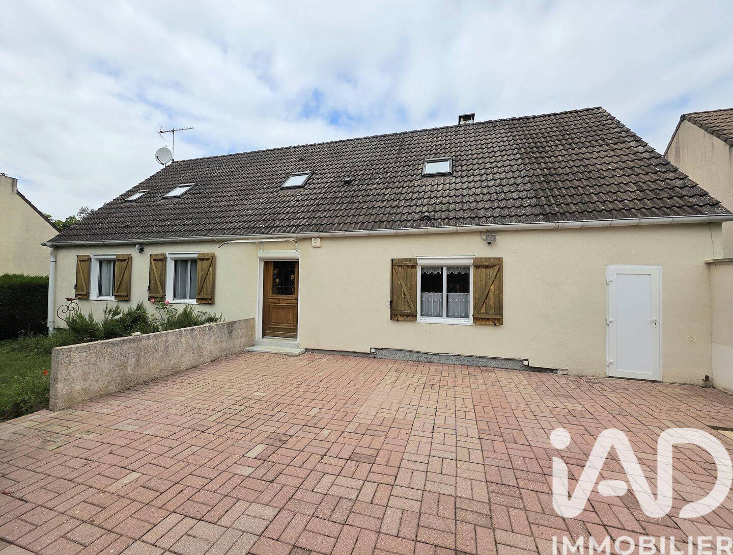 Maison 10 pièces 160 m² · à Saint-Agnan · 160 m² · 199 000 €