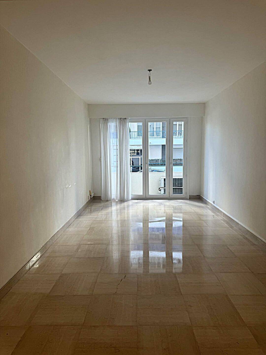 Appartement 4 pièces 92 m² · à Nice · 92 m² · 375 000 €