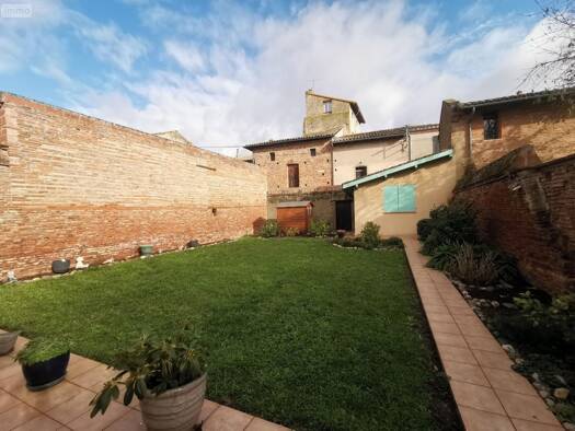 Maison en viager Bouquet 60 000 € 4 pièces 2 chambres 96 m² 441 m² de terrain Castelsarrasin 82100