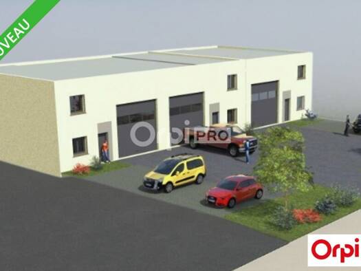 Local d'activités à louer 1 400 € 150,4 m² d'espace de stockage Romans-sur-Isère 26100