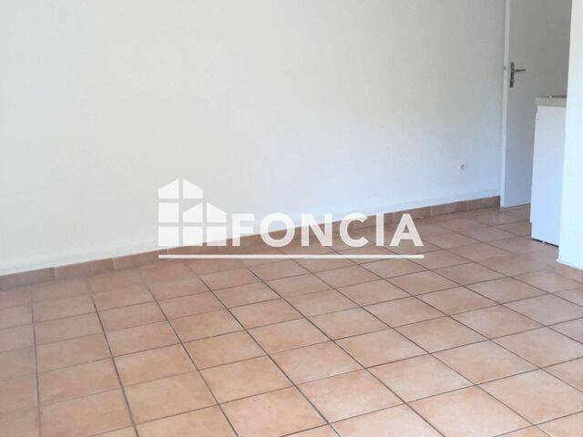 Appartement 1 pièce 18 m² · à Martigues · 18,3 m² · 375 €