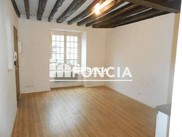 Appartement 1 pièce 24 m² · à Orléans · 24,2 m² · 372 €