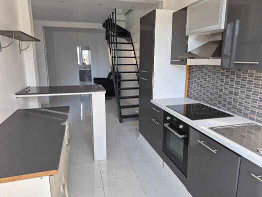 Duplex à vendre 159 000 € 2 pièces 1 chambre 36 m² Étage 1/1 Cernay-la-Ville 78720