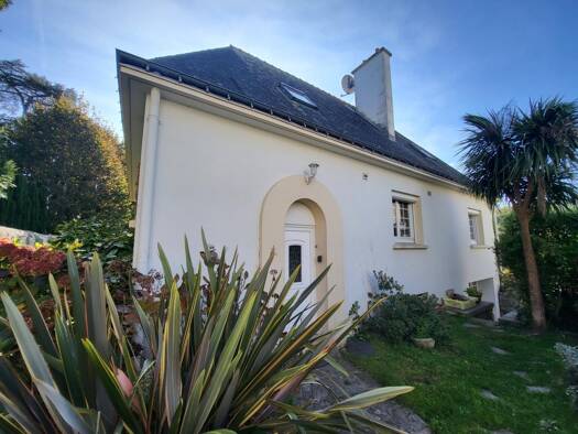 Maison à vendre 368 000 € 6 pièces 4 chambres 110 m² 771 m² de terrain Centre Ville Kerlano Hennebont 56700