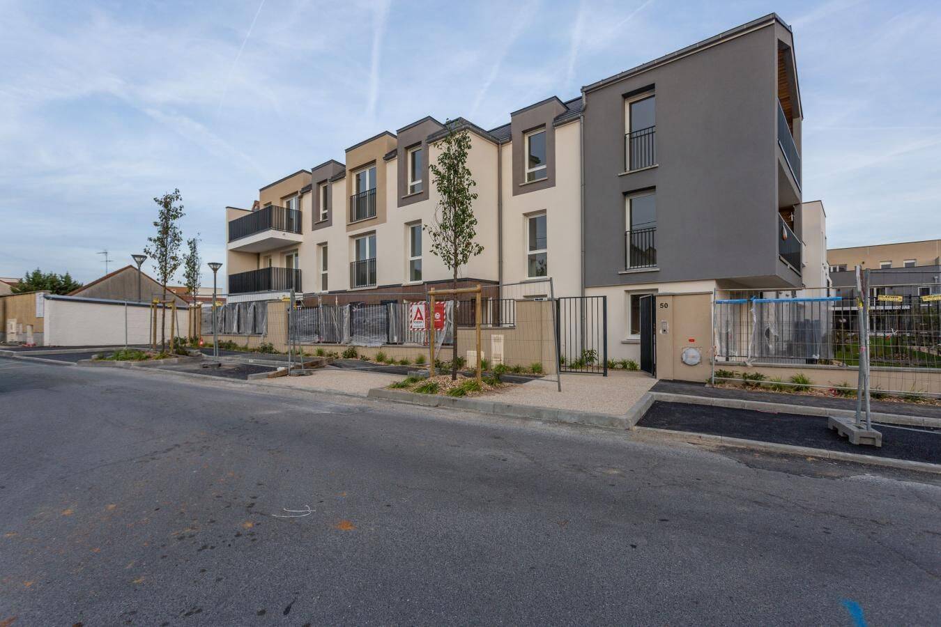 Appartement 3 pièces 68 m² · à La Ville-du-Bois · 68 m² · 1 243 €