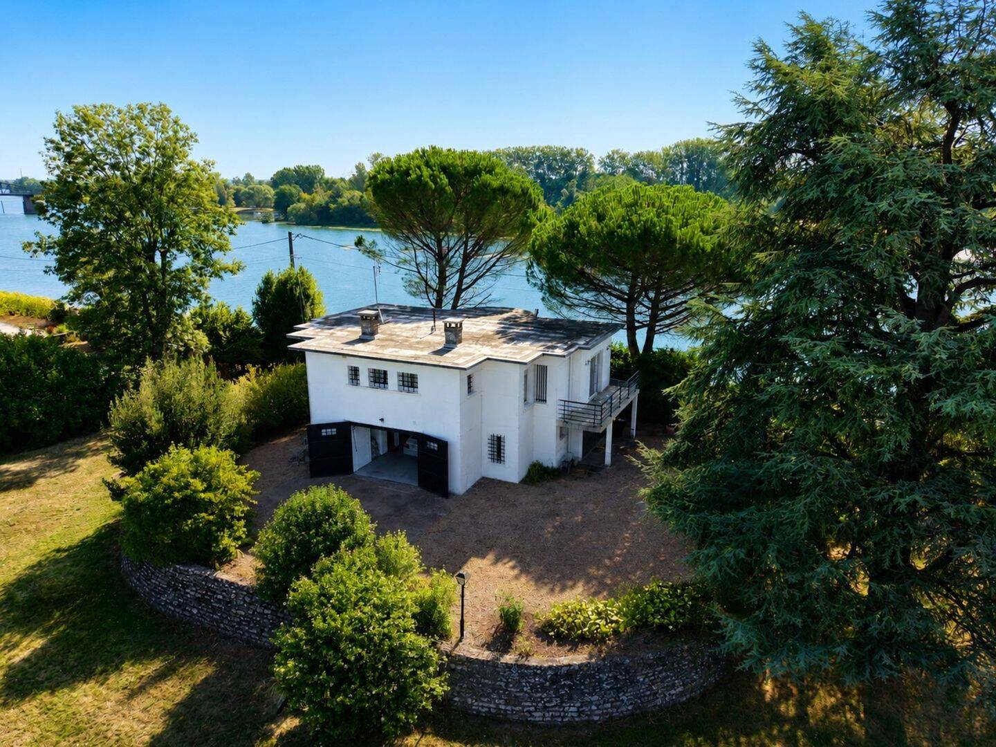 Maison 4 pièces 102 m² · à Fleurville · 102 m² · 349 500 €