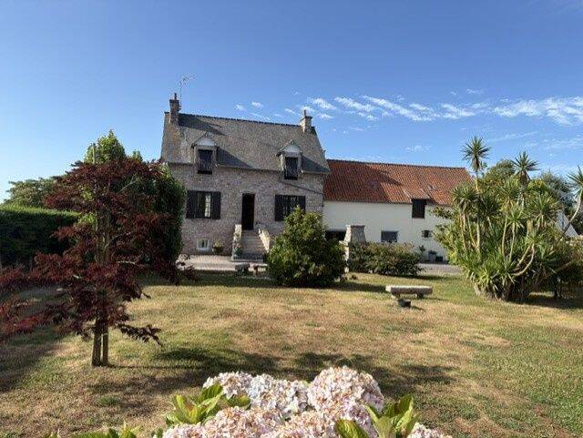 Maison 12 pièces 209 m² · à Erquy · 209 m² · 499 200 €