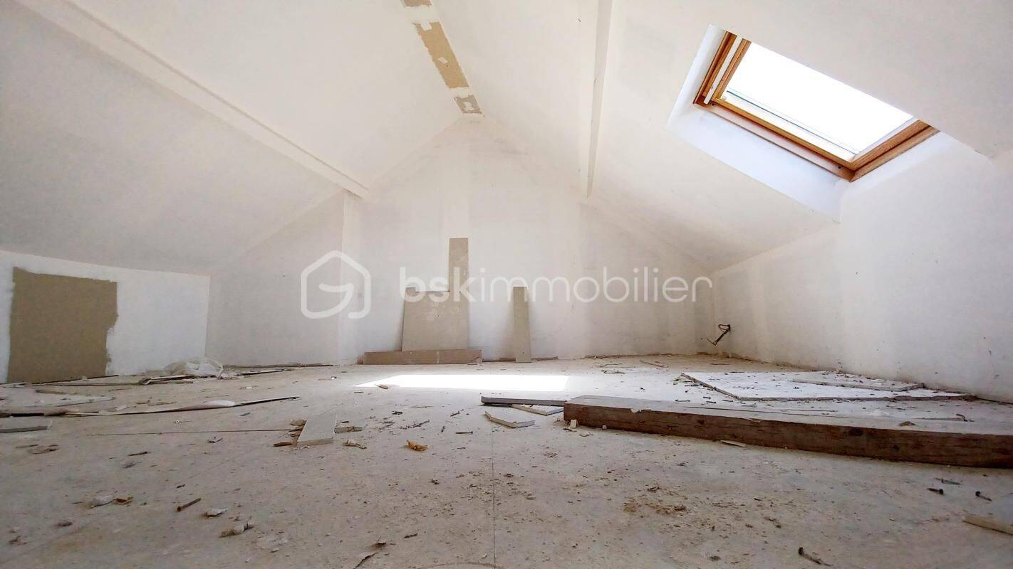 Maison 5 pièces 90 m² · à Loos-en-Gohelle · 90 m² · 85 000 €