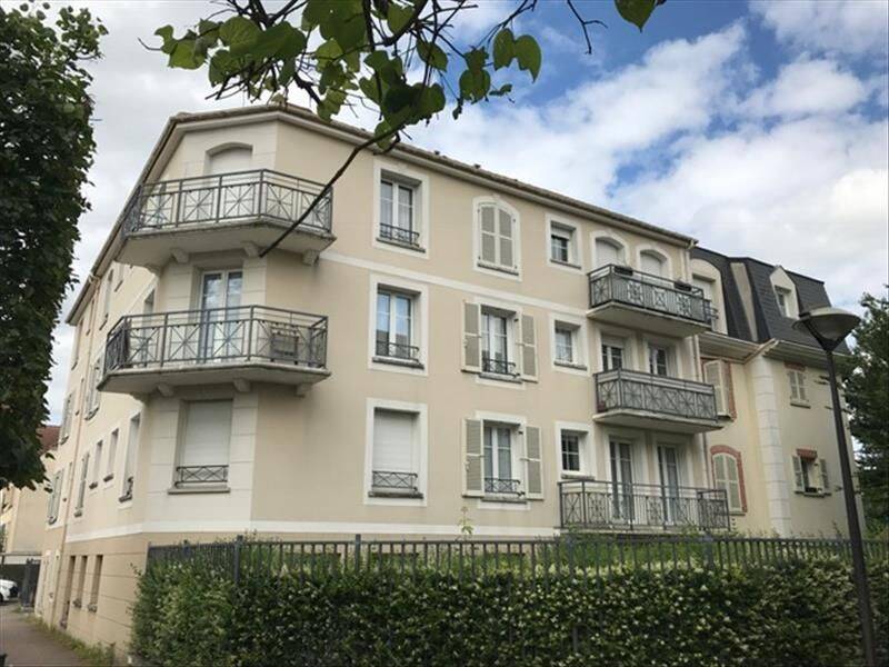 Appartement 2 pièces 49 m² · à Voisins-le-Bretonneux · 48,5 m² · 1 053 €/mois
