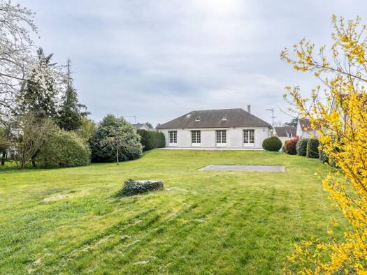 Maison à vendre 345 000 € 8 pièces 5 chambres 125 m² 1 509 m² de terrain Arnouville-lès-Mantes 78790