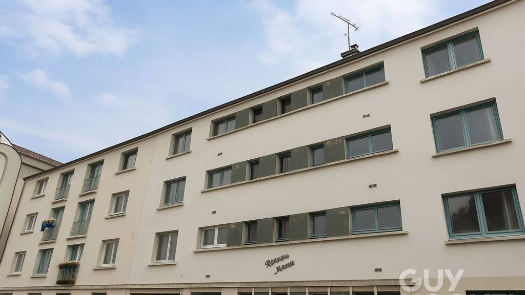 Appartement à vendre 119 000 € 1 pièce 30 m² Étage 3/3 Centre Forêt Rambouillet 78120