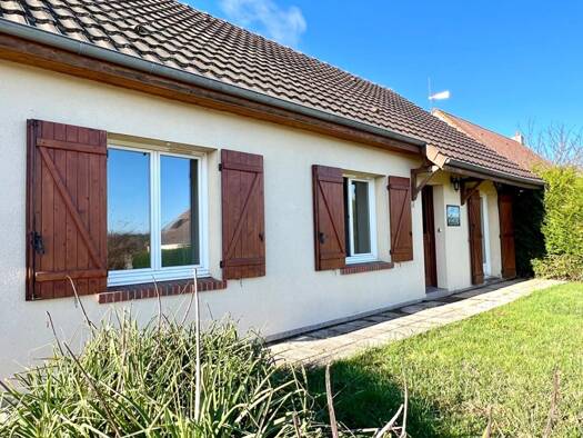 Maison à vendre 135 000 € 4 pièces 3 chambres 90 m² 600 m² de terrain Saint-Hilaire-la-Gravelle 41160
