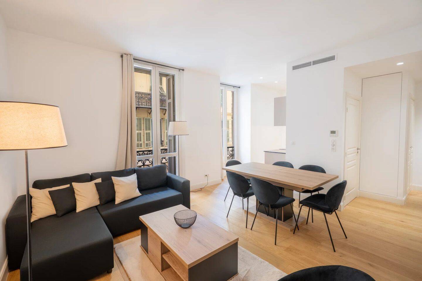 Appartement 2 pièces 49 m² · à Nice · 49 m² · 785 €