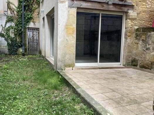 Duplex à louer 815 € 3 pièces 2 chambres 64,3 m² RDC Libourne 33500