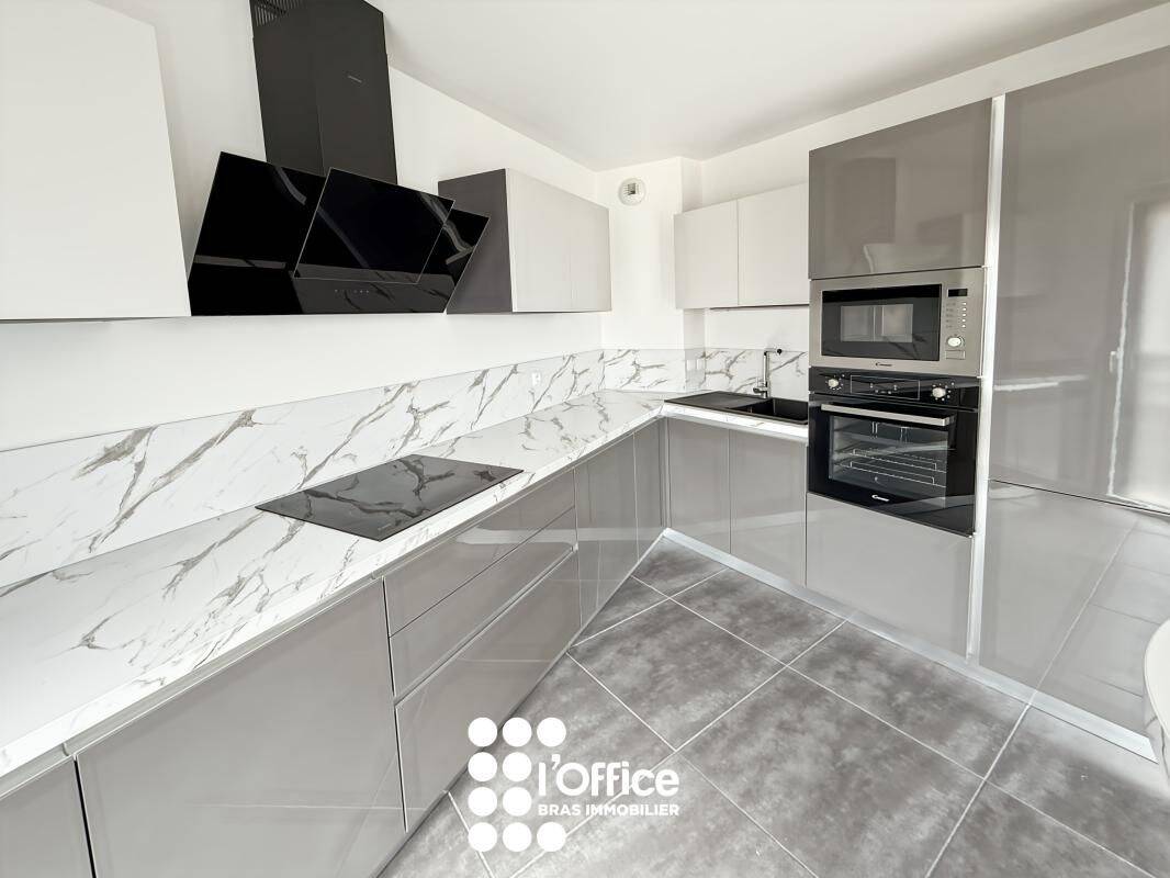 Appartement 4 pièces 125 m² · à Les Sables-d'Olonne · 125 m² · 1 740 €