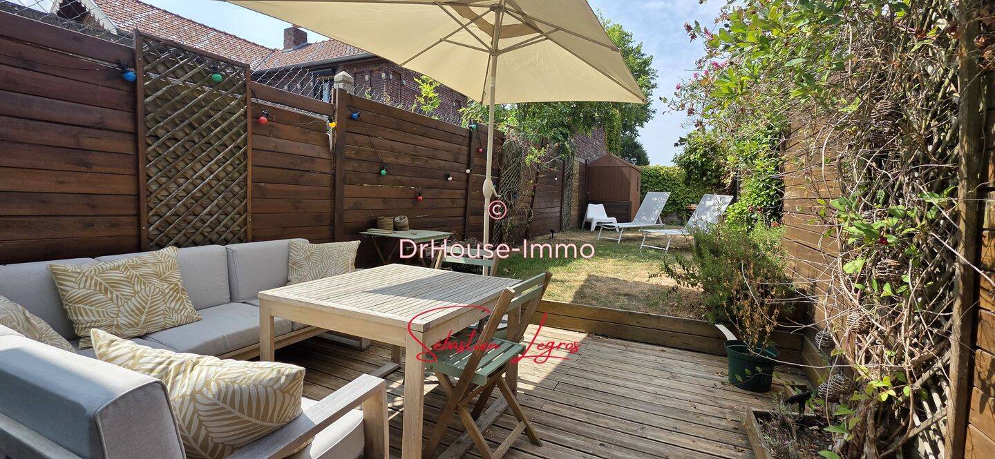 Maison 5 pièces 93 m² · à Saint-André-lez-Lille · 92,6 m² · 332 500 €