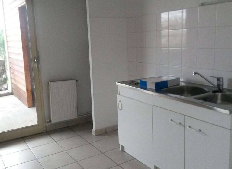 Appartement à louer 837 € 3 pièces 2<br/>chambres 66,4 m²<br/>superficie RDC/2<br/>étage Croix Daurade-Borderouge-Paleficat-Trois Cocus Toulouse 31200