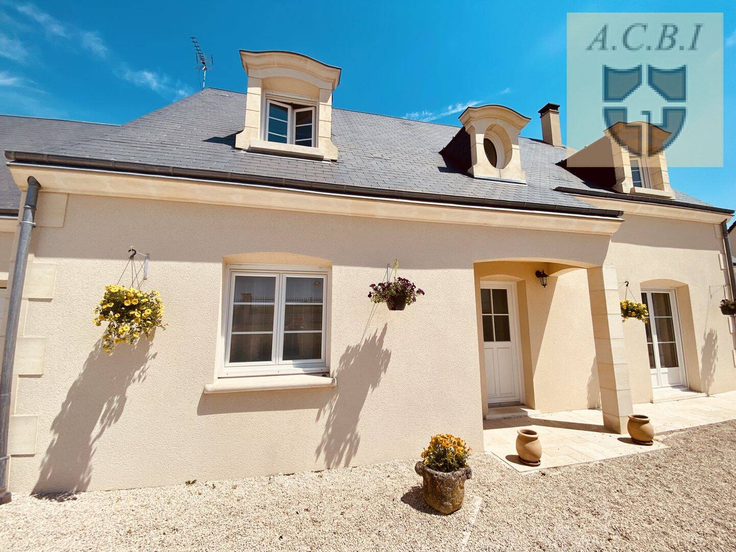 Maison 7 pièces 198 m² · à Vendôme · 198 m² · 410 800 €