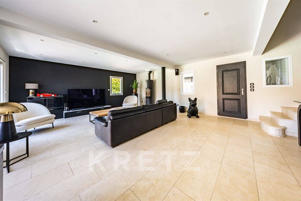 RARE SUR SECTEUR PRISE - CONTEMPORAINE FAMILIALE AVEC PISCINE - — 4