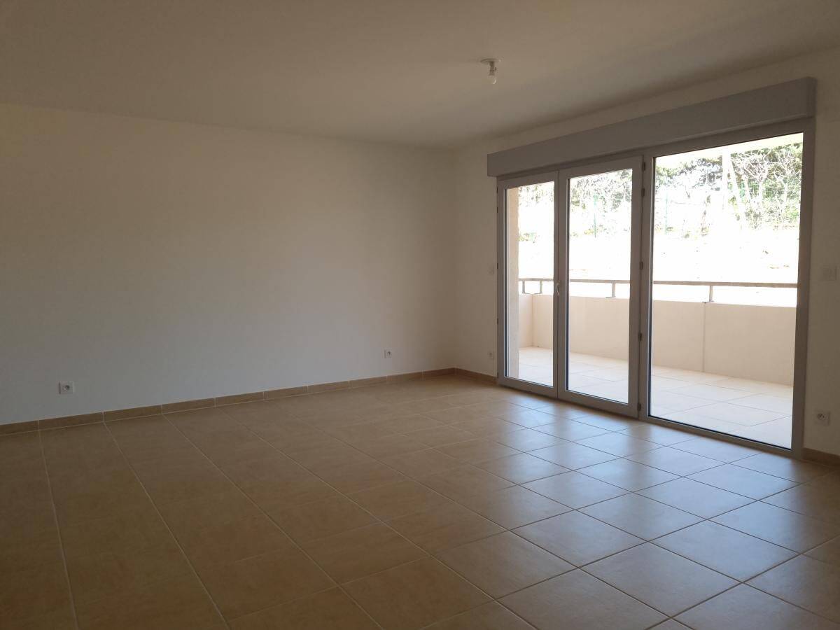 Appartement 2 pièces 53 m² · à Saint-Raphaël · 53 m² · 813 €