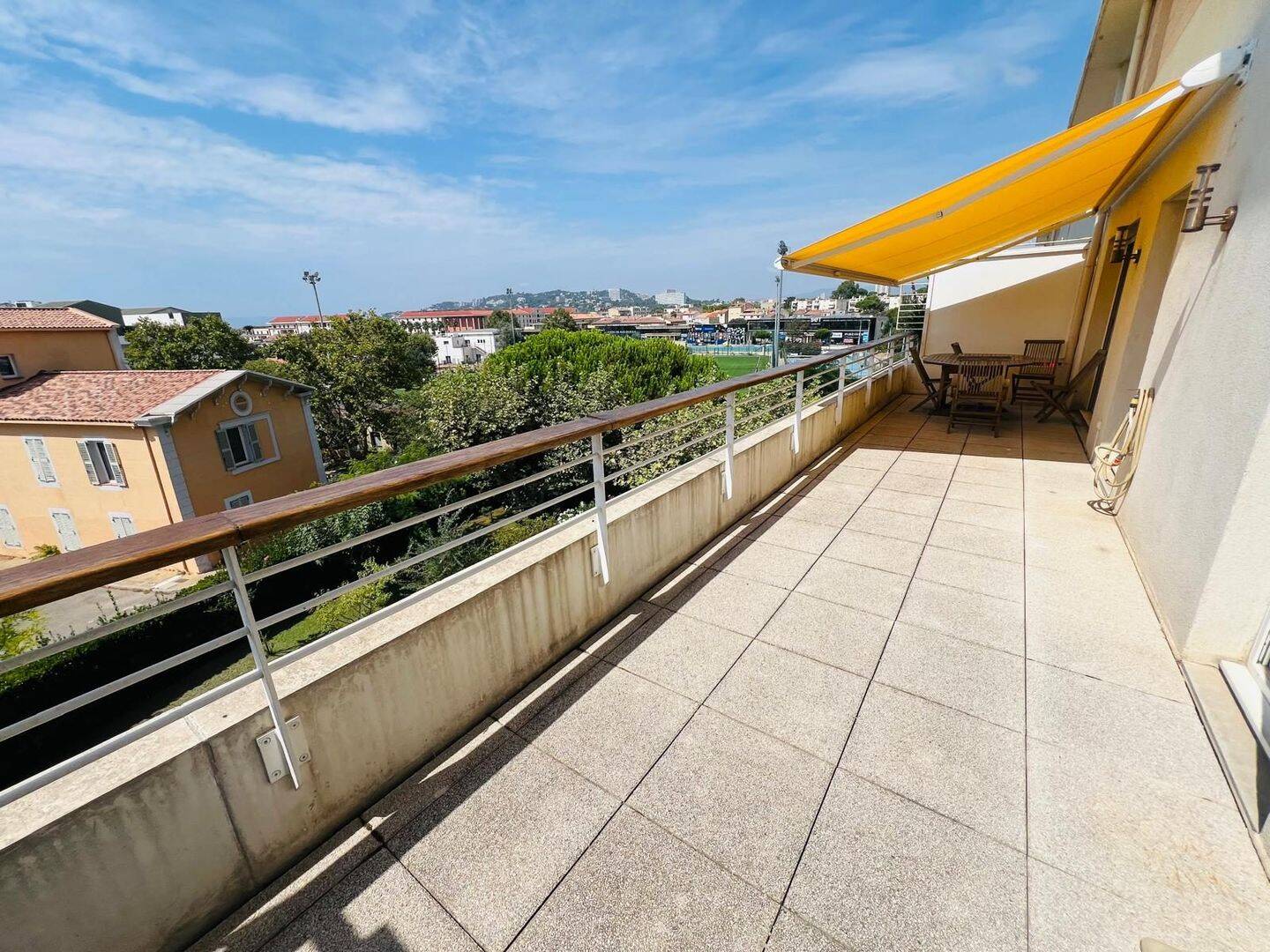 Appartement 3 pièces 66 m² · à Marseille 8ème Arrondissement · 66 m² · 1 350 €/mois