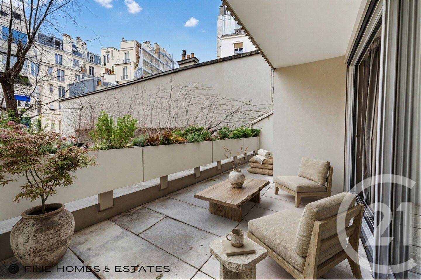Appartement 5 pièces 123 m² · à Paris 6ème Arrondissement · 123 m² · 1 460 000 €