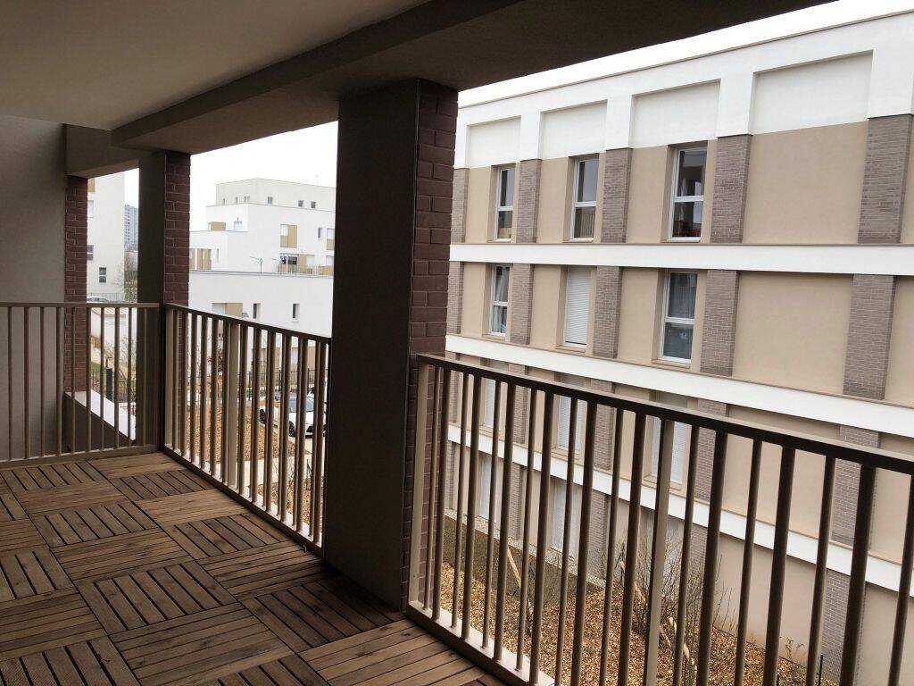 Appartement 2 pièces 48 m² · à Sathonay-Camp · 47,7 m² · 779 €/mois