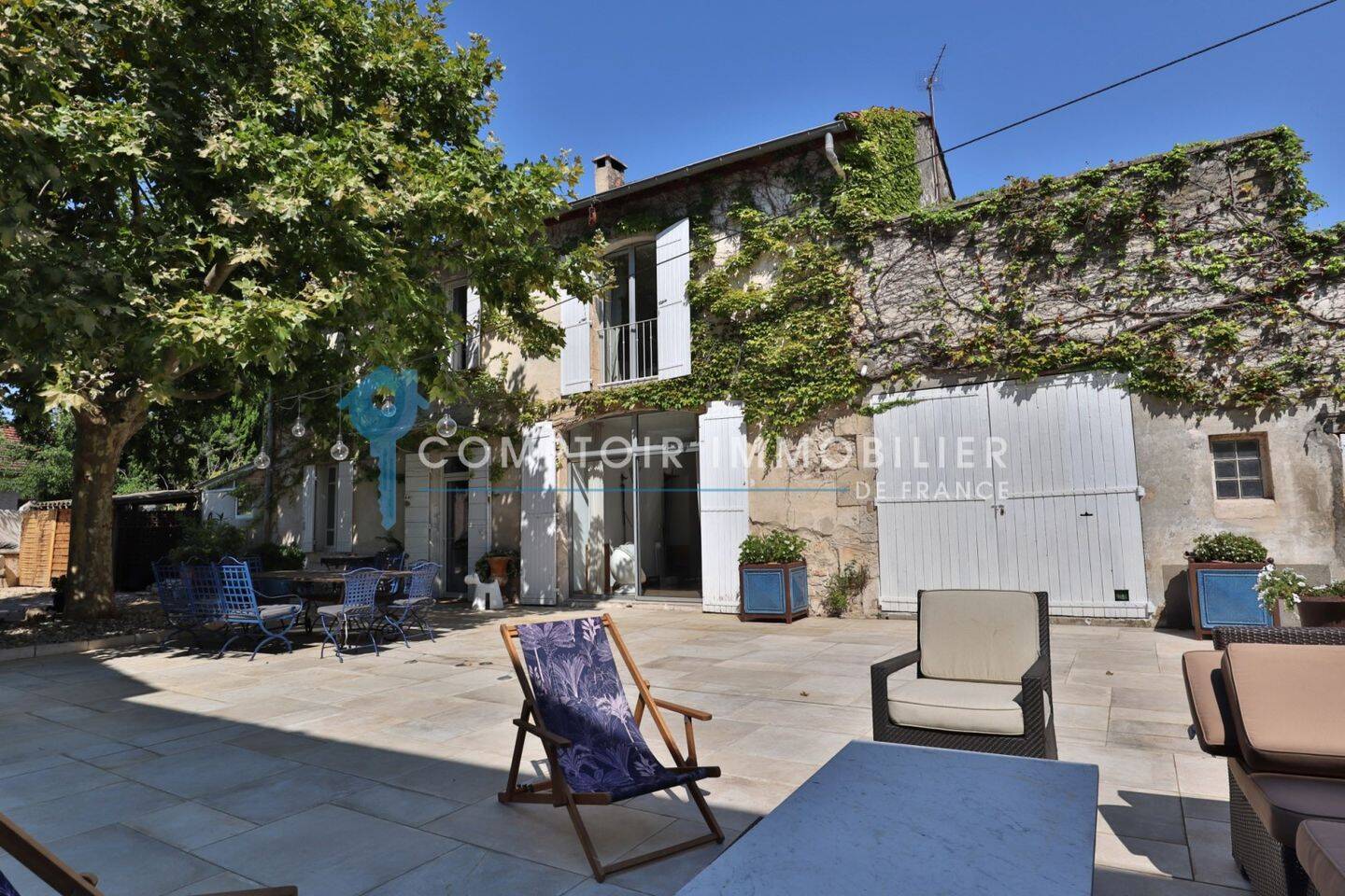 Maison 8 pièces 209 m² · à Noves · 209 m² · 645 000 €