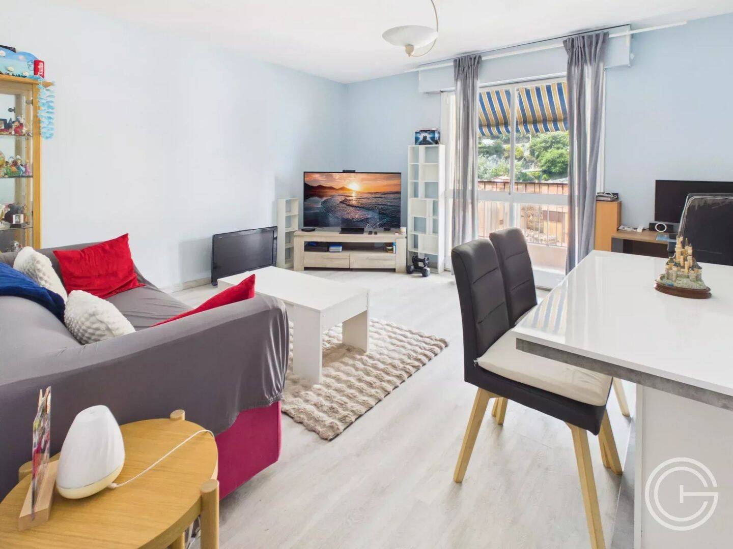 Appartement 2 pièces 55 m² · à Menton · 55,1 m² · 1 150 €