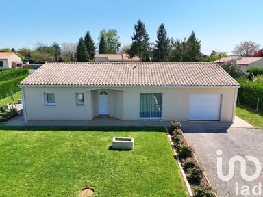 Maison de plain-pied à vendre 183 000 € 3 pièces 1 chambre 100 m² 974 m² de terrain Taponnat-Fleurignac 16110