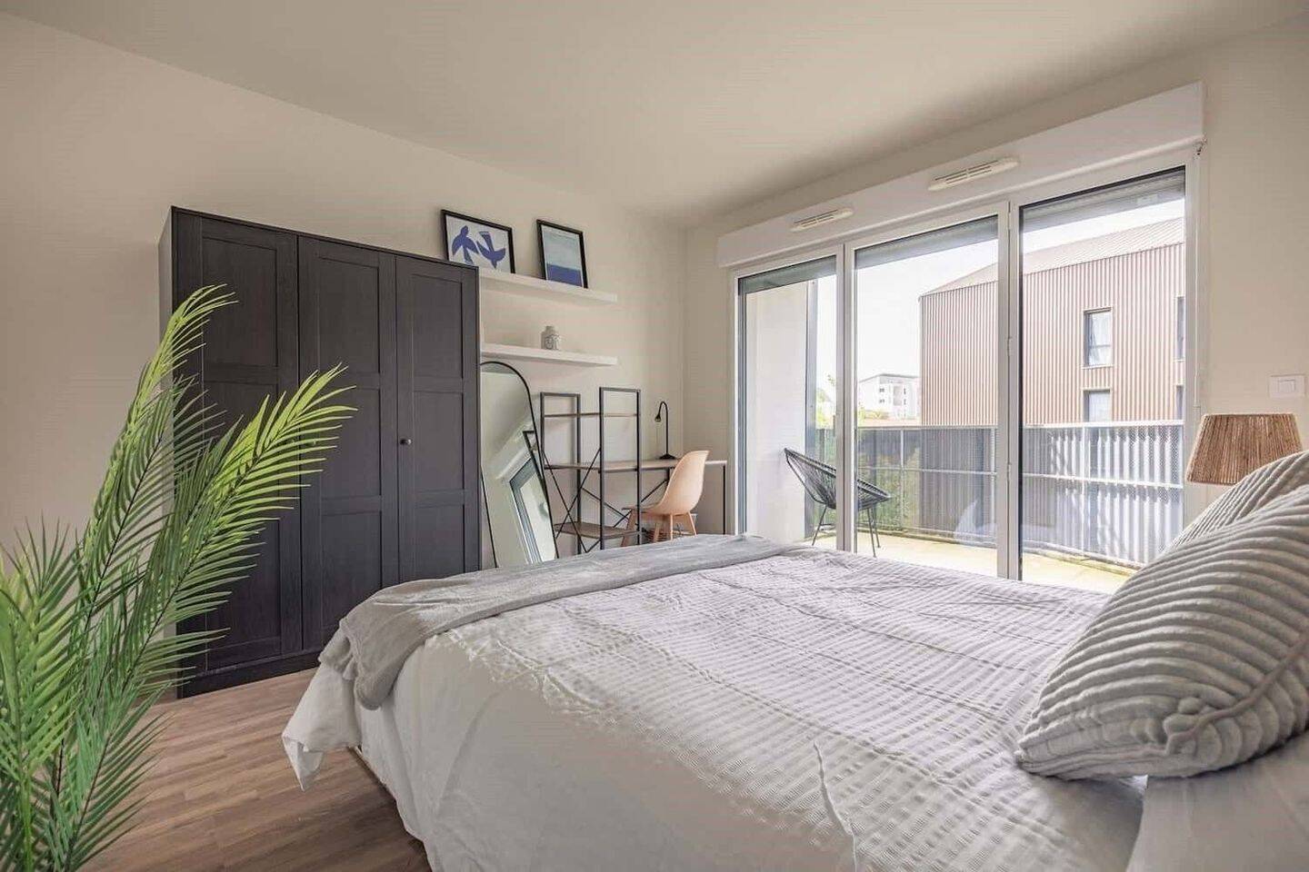 1 pièce 15 m² · à Bordeaux · 15 m² · 781 €